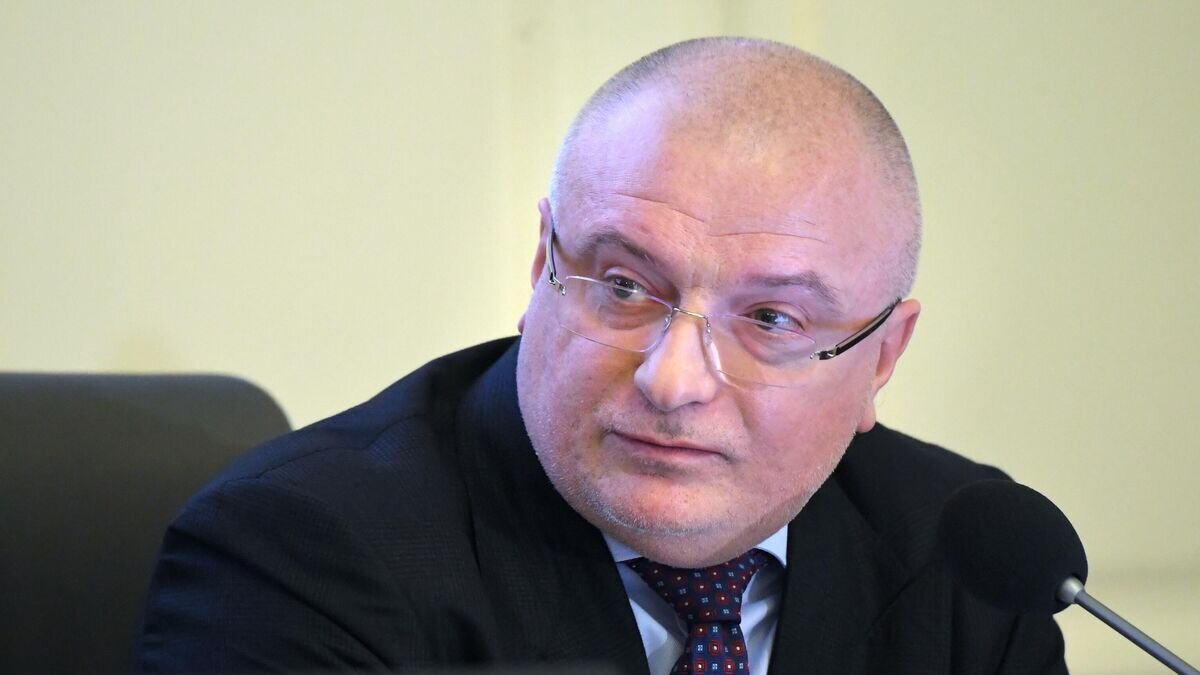    Глава комитета Совета Федерации по конституционному законодательству и госстроительству Андрей Клишас на заседании рабочей группы по подготовке предложений о внесении поправок в Конституцию. 17 января 2020© РИА Новости / Евгений Биятов