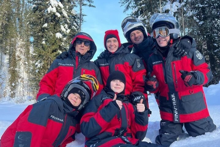     Константин Богомолов, Александр Чистяков, Платон Виторган и другие на Алтае Фото: соцсети