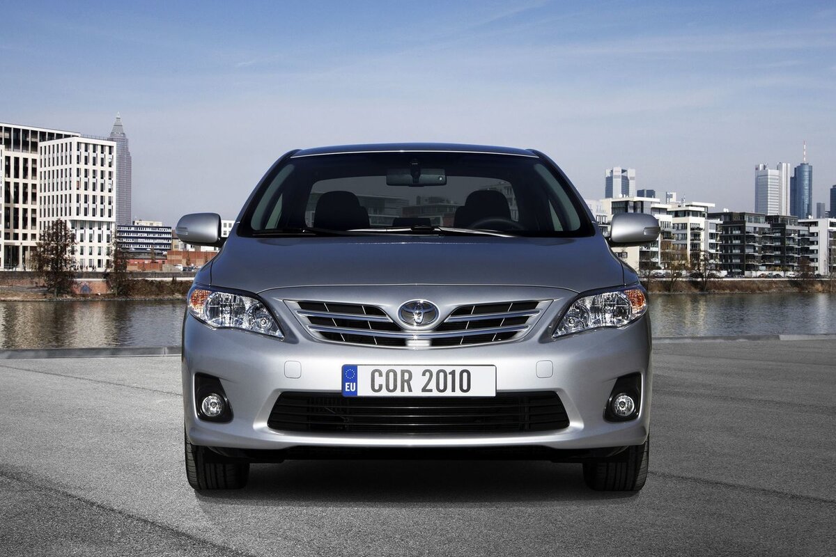 Строго без пафоса. Toyota Corolla X (E140, E150) Рестайлинг за 900 000 рублей.