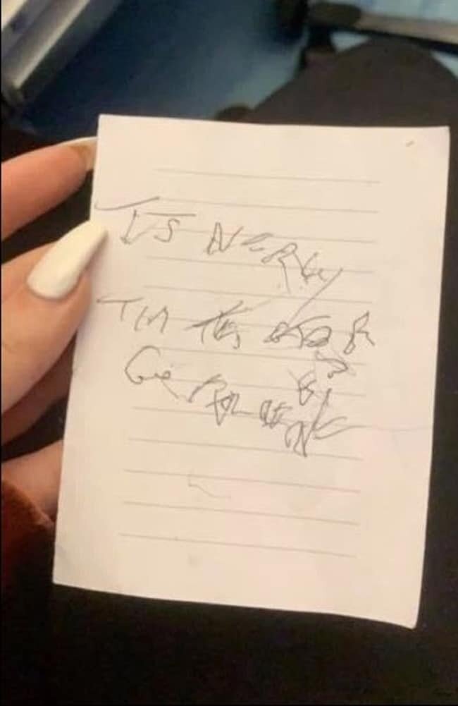 Последнее послание дедушки. Фото: Facebook.Источник:Facebook