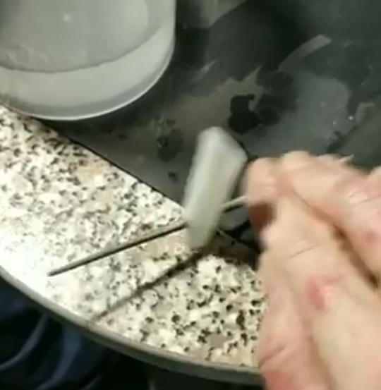 Штихель для гравировки по металлу. С нуля и без опыта. | GrigRuss | Дзен