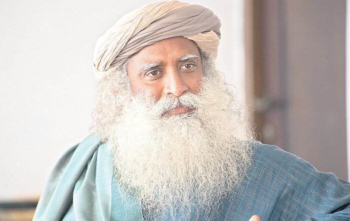 https://topspiski.com/wp-content/uploads/2019/11/sadhguru.jpg