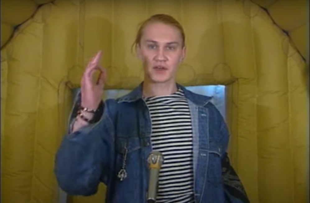 На то время пришедший с армии молодой Вячеслав Хральников 1993г.