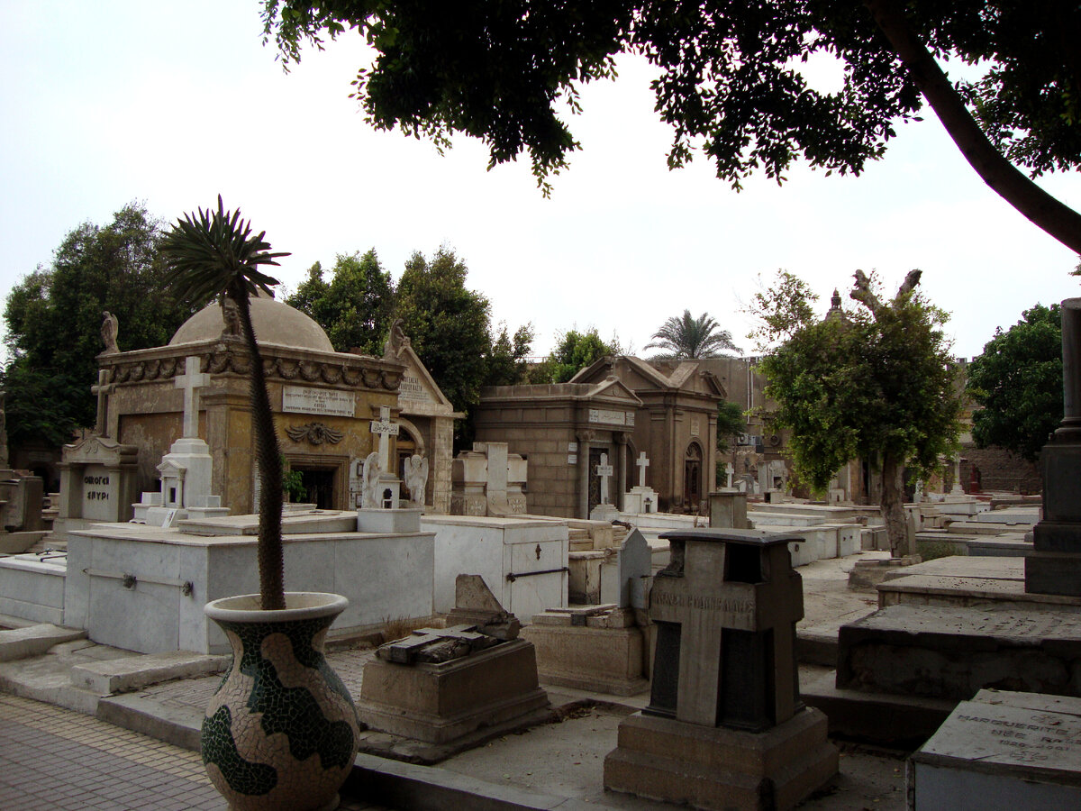 Христианское кладбище