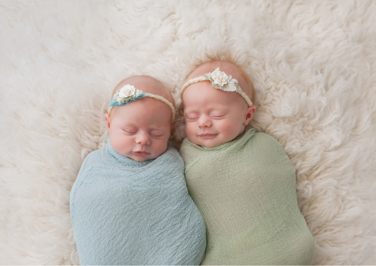 Как называют двойню. Двойняшки девочки. Как называют двойню. Идентичные близнецы. Как называют двойню.