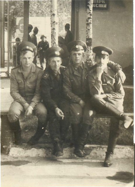 книги про прапорщика кантемирова. прапорщик кантемиров и кагебе. вч пп 34777. армия в екатеринбурге 1982 года кагебе. гсвг 1977год глау.