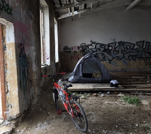 Деревянные полы не прибавили тепла и съезжаю 