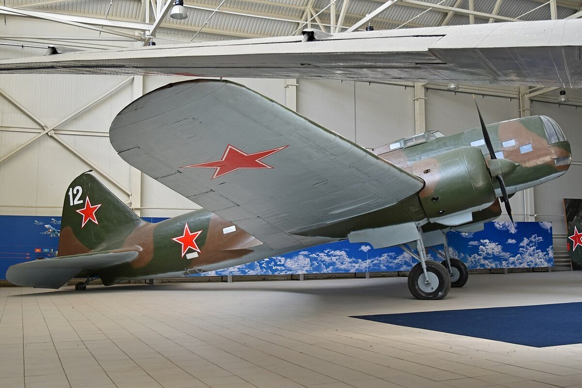 ДБ-3 (ЦКБ-30) — дальний бомбардировщик, разработанный в ОКБ-39 под руководством С. В. Ильюшина.