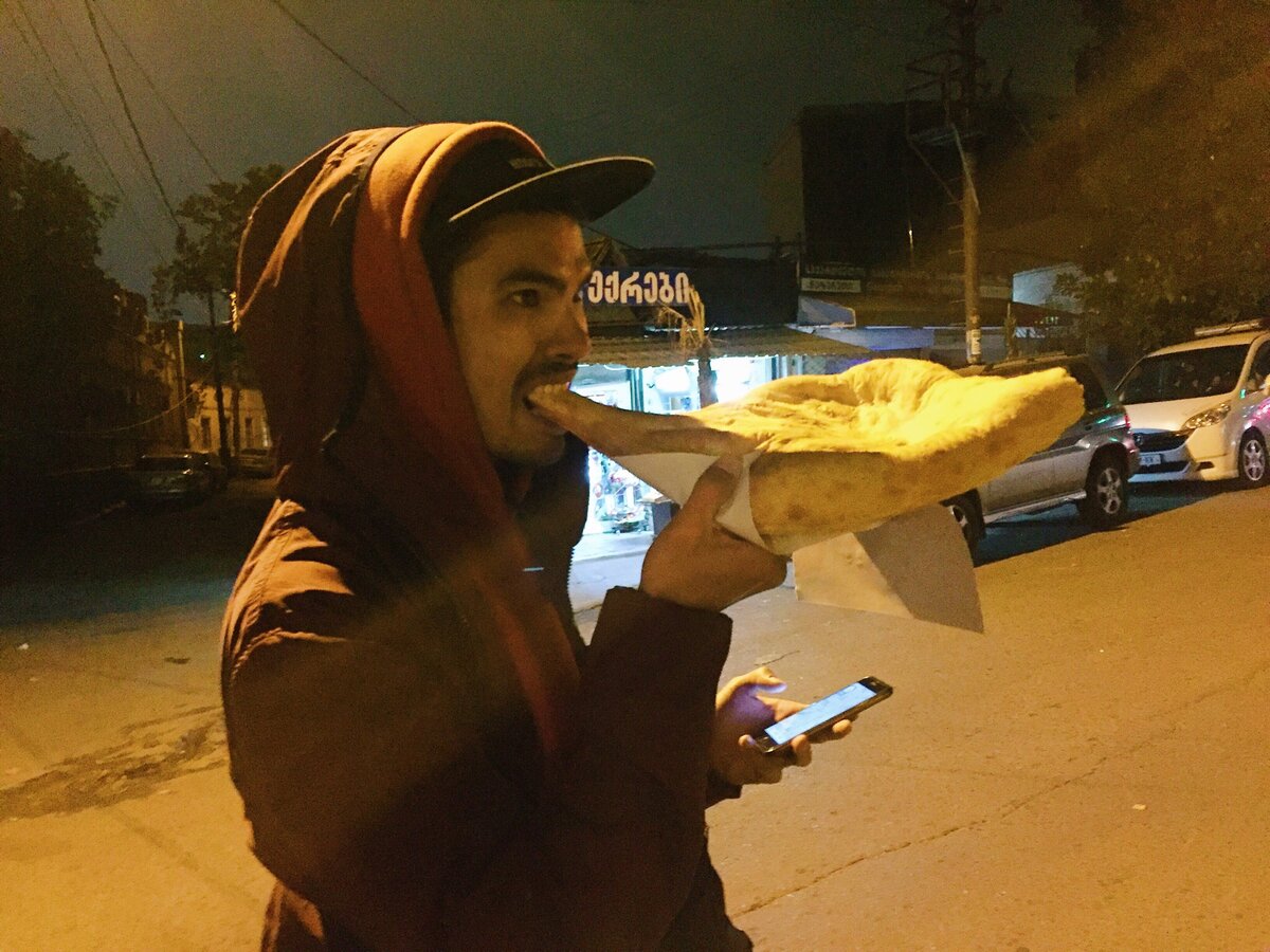 Этот лаваш за 20 рублей - просто пушка