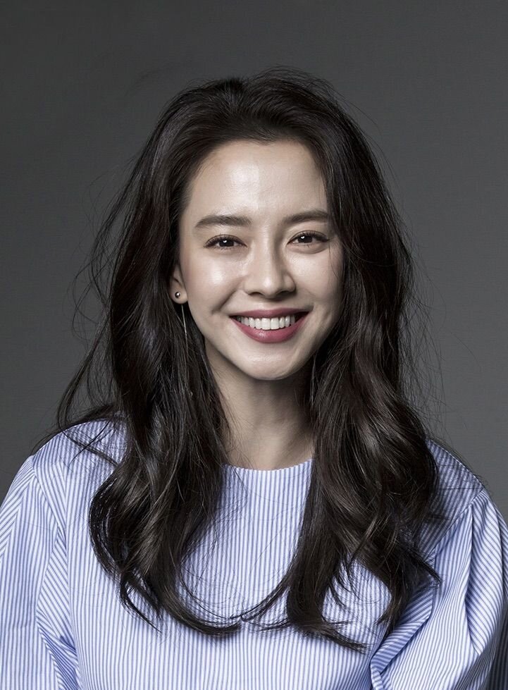 Актриса джа. Сон Джи-хё. Song Ji Hyo. Сон Чжи хё Song Ji Hyo. Сон Джи-хё корейская актриса.