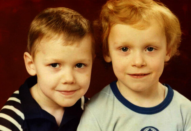 kratkoebio.ru (Андрей и Сергей Сафроновы)