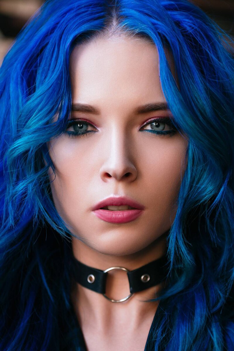 Синий цвет волос: кому он подойдет? | SalonSecret.ru - секреты красоты |  Дзен