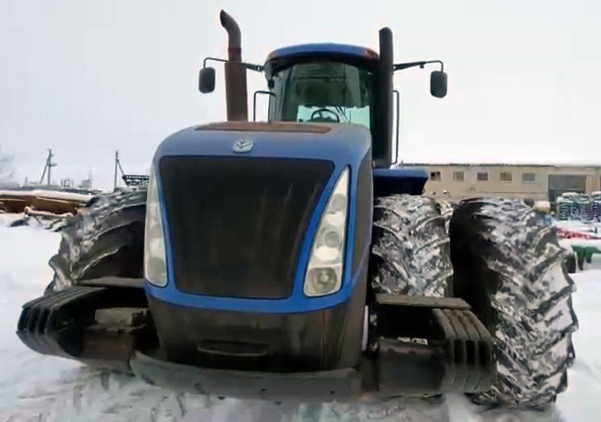 New Holland T9