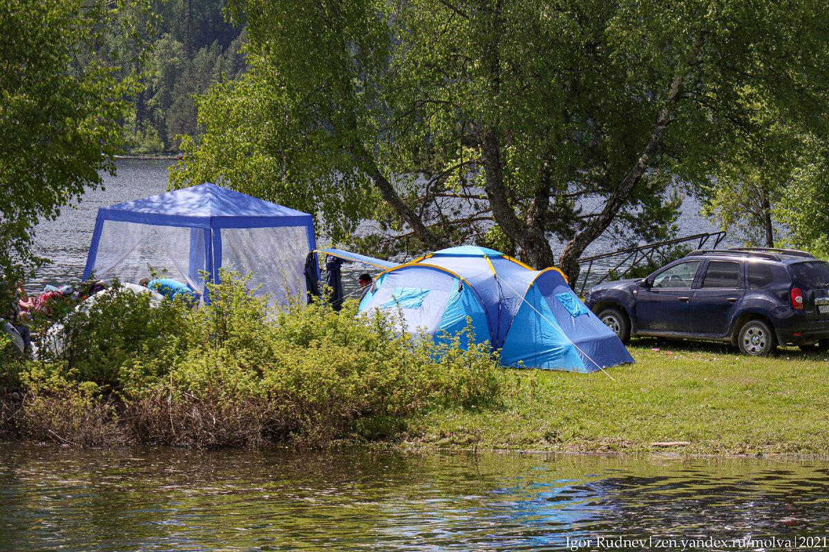 Как по мне, лучше уж поехать на машине с палатками
