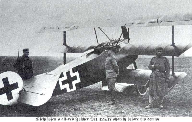 Полностью красный Fokker Dr.I Рихтгофена, ок. 1917-1918 гг.