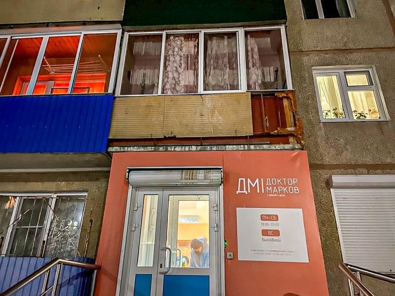 Балкон Валентины Павловны над кабинетом доктора Маркова
Фото: Артём Стромилов
