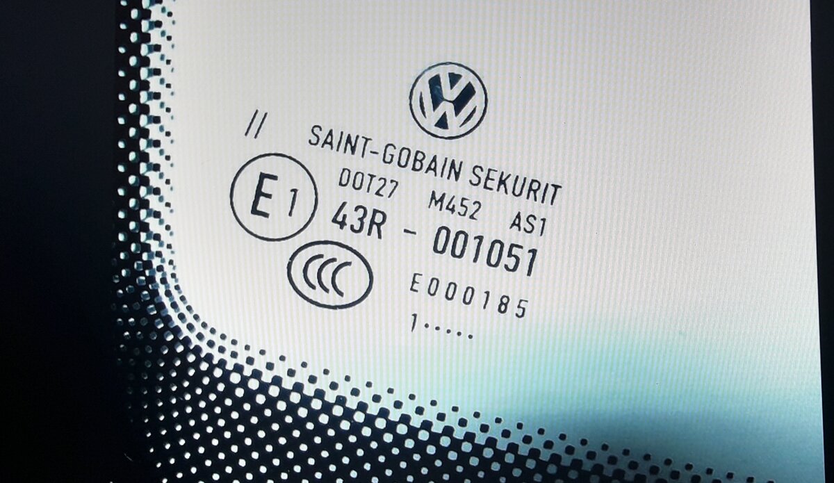 Стекло от  Volkswagen