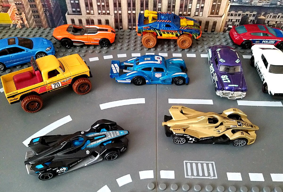 Hot Wheels и другие гоночные машины - купить по выгодной цене - teplovizor-v-arendu.ru