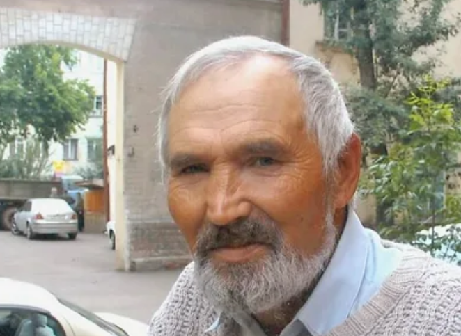 Отрывок из очерка «Землю и небо любили…» // На илл.: Анатолий Константинович Горбунов (16 марта 1942, дер. Мутино Киренского района Иркутской области, РСФСР, СССР – 29 ноября 2016, г. Иркутск, РФ) — поэт.