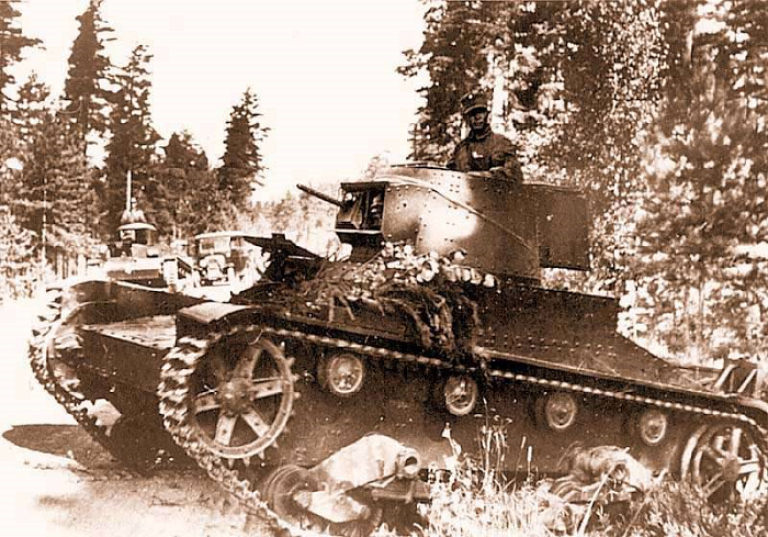 "Виккерс" без пушки