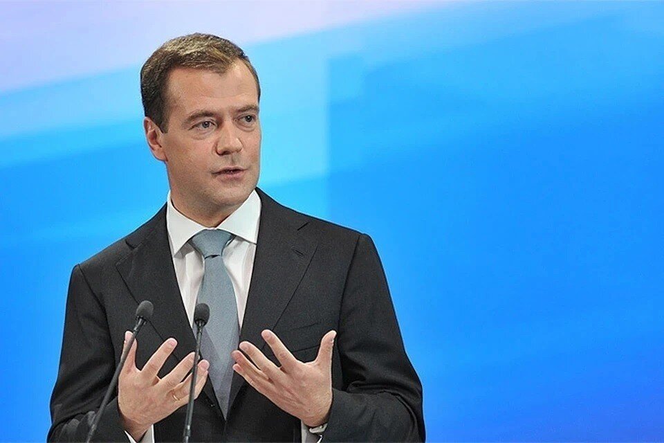     Дмитрий Медведев Владимир ВЕЛЕНГУРИН