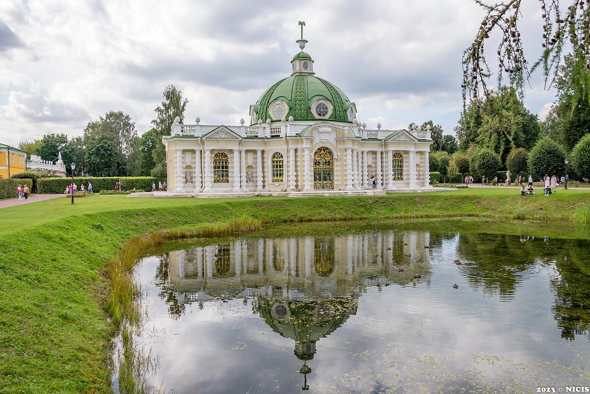 Церковь близ Перово в Кусково