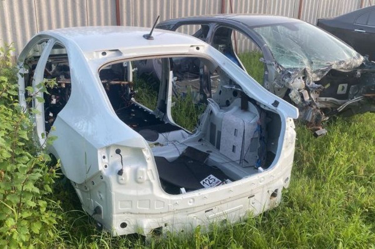    Житель Нальчика брал в аренду машины, а потом продавал их на запчасти