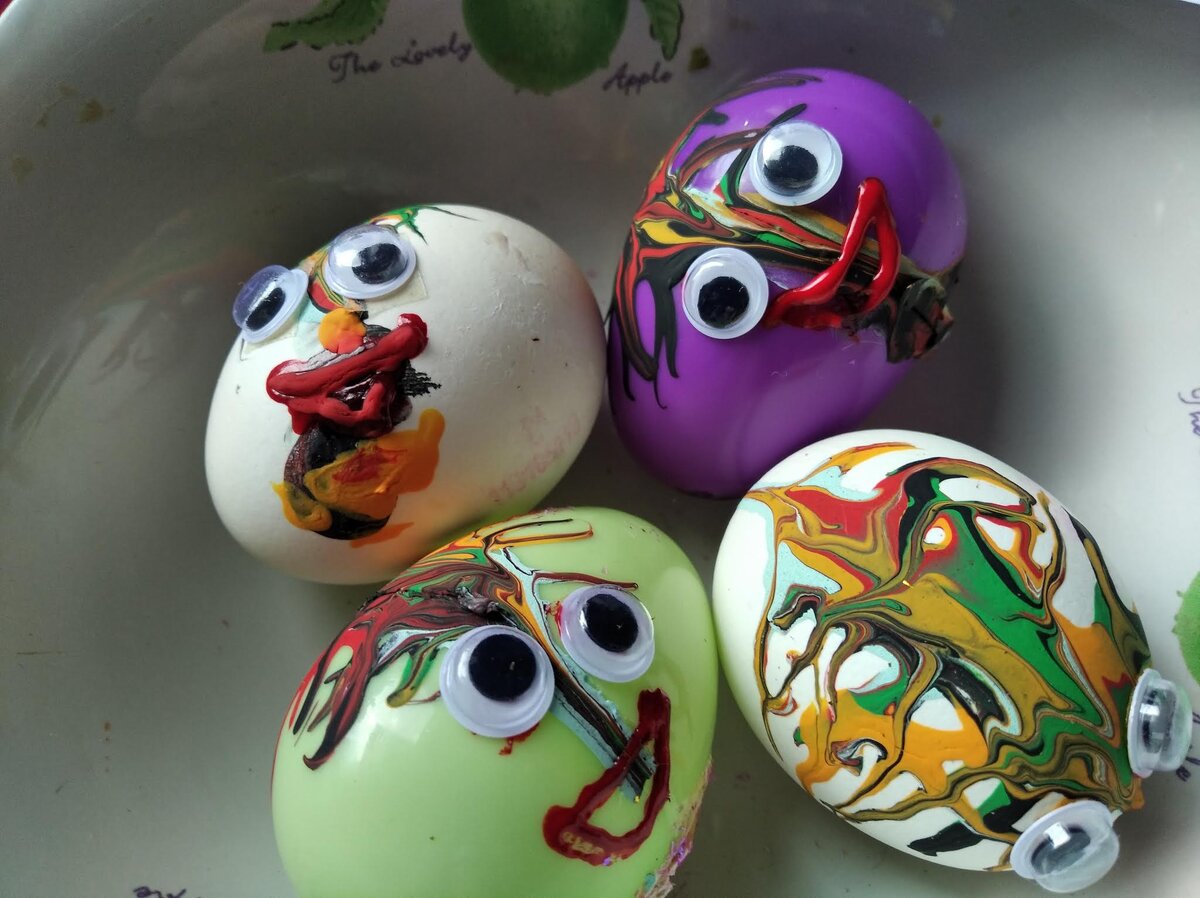 Глазастые яйца