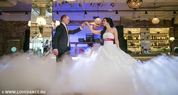 молодожены студии "Танец вашей любви" и их свадебная румба