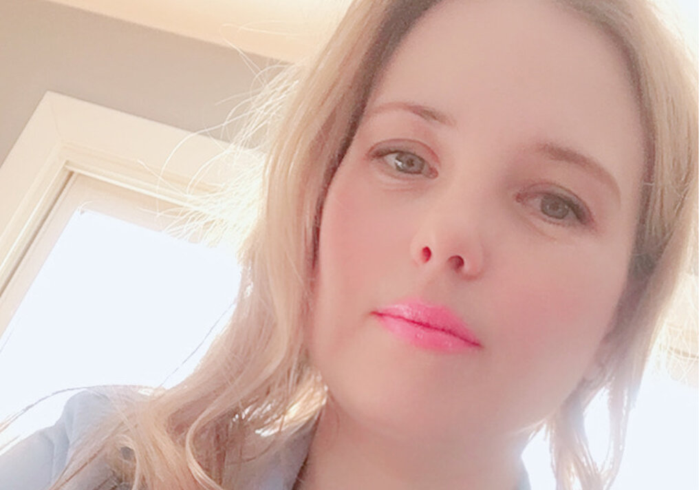 Это Я. Поддержите начинающего блогера лайком.