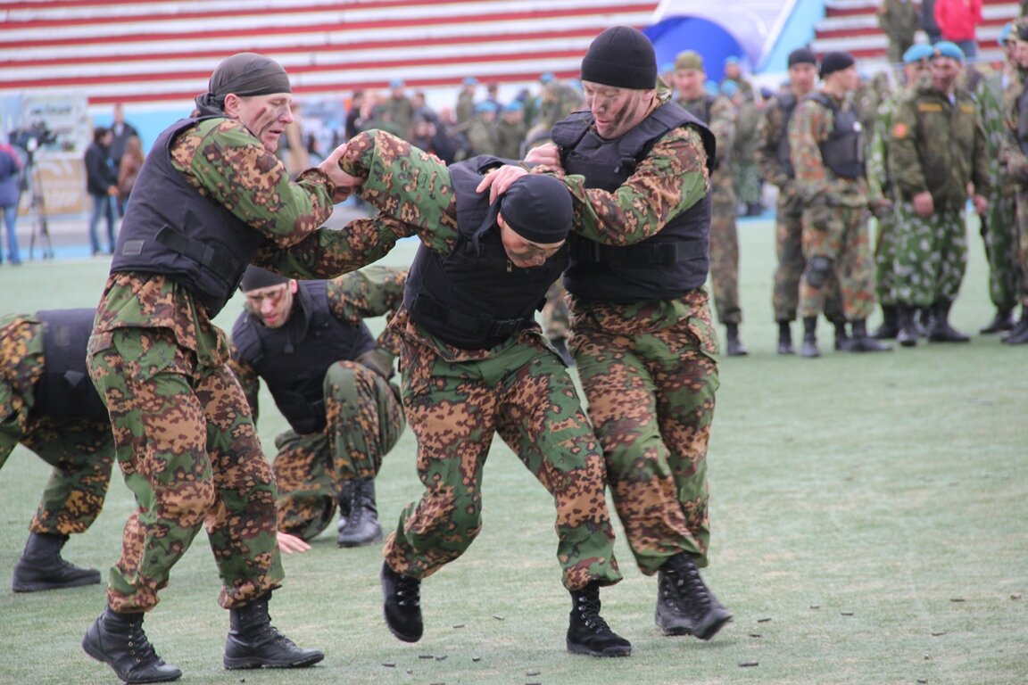 СОБР рукопашный бой