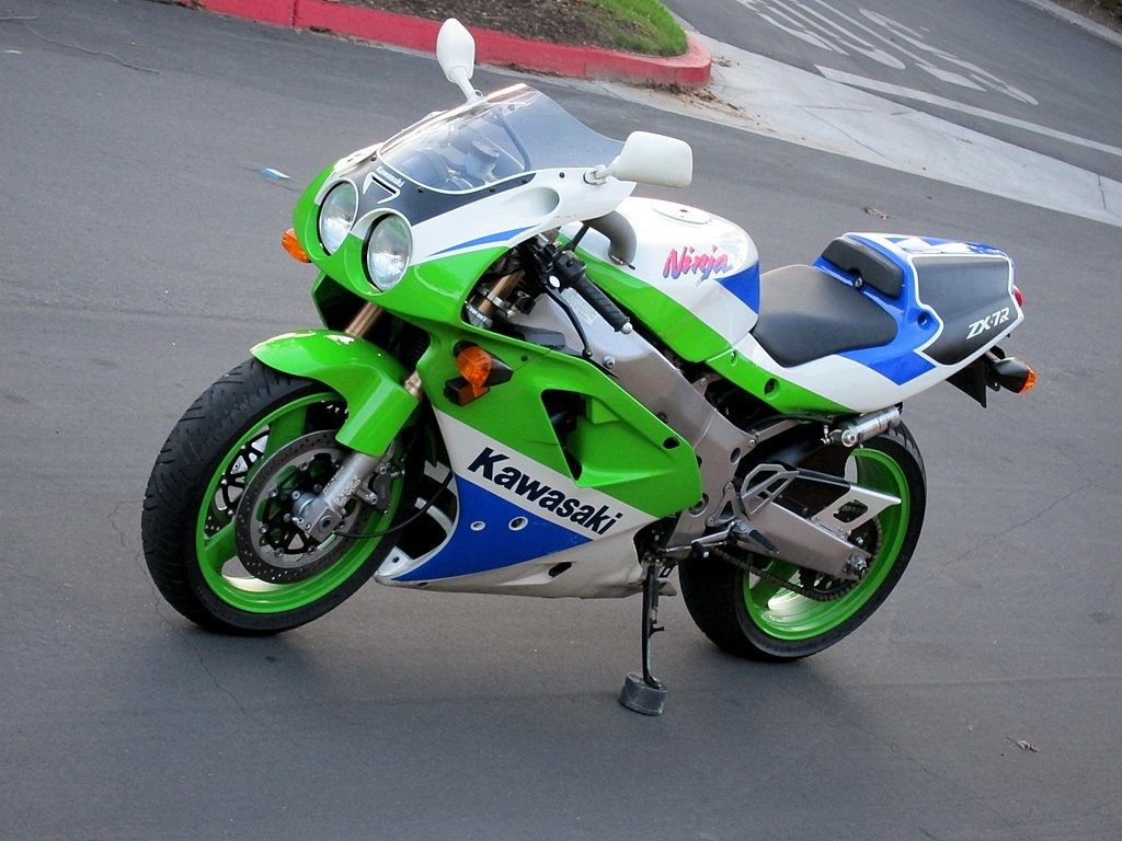 Кавасаки zx10r 1990