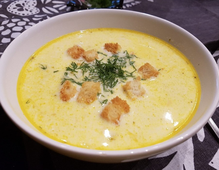 Сырный крем-суп с хрустящими гренками