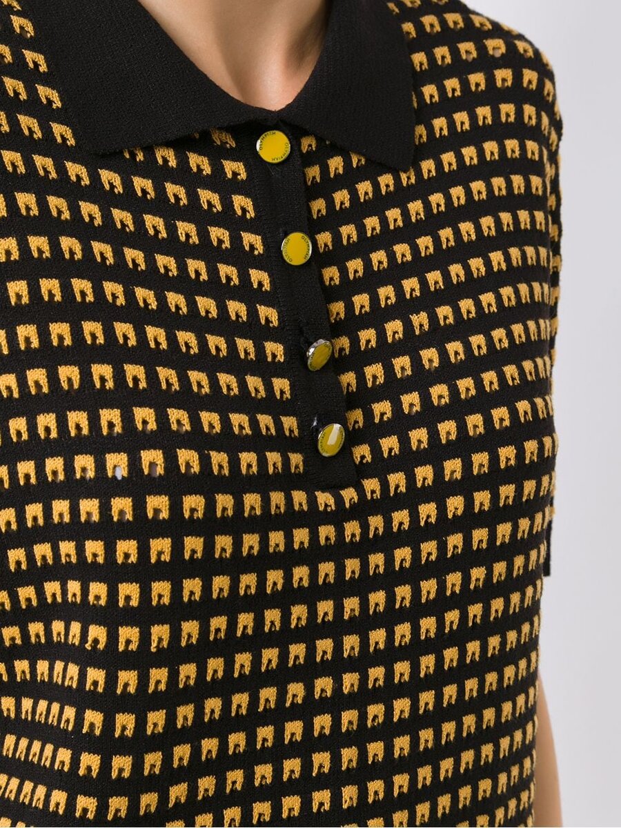 Источник: farfetch.com