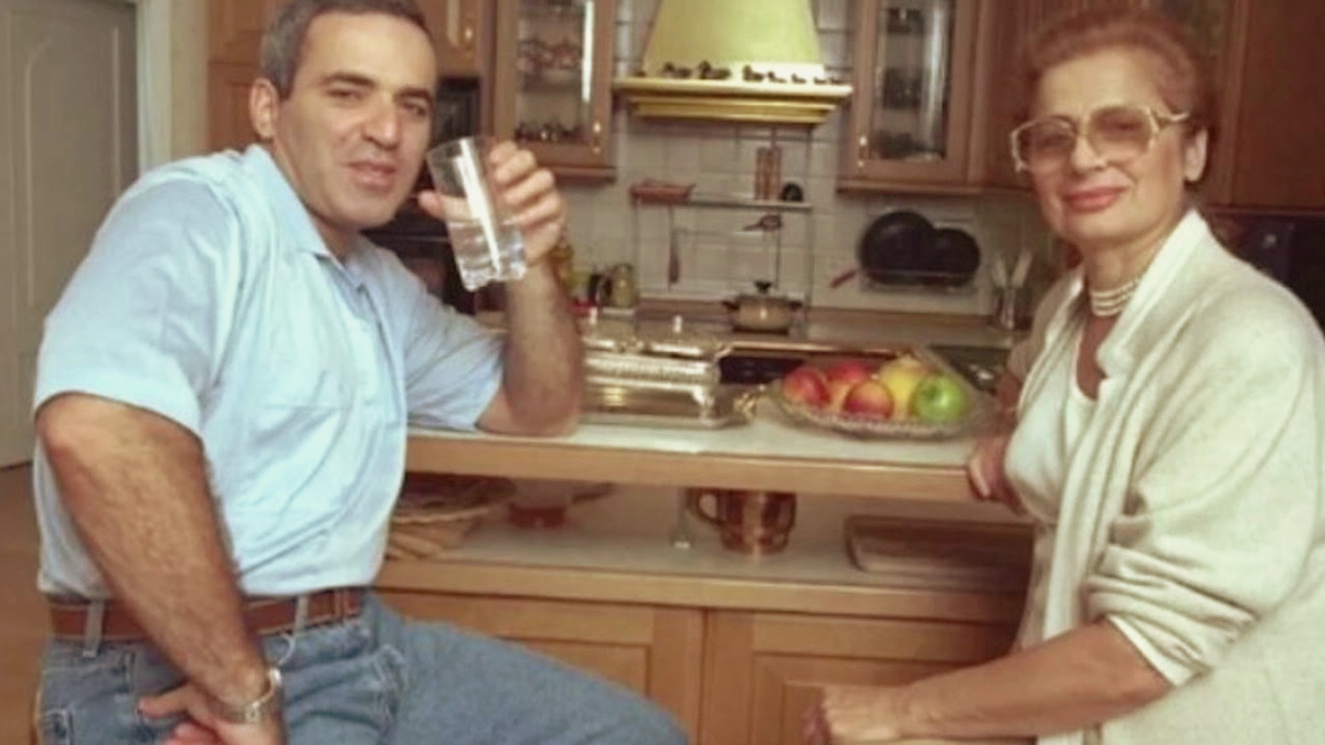 Гарри Каспаров и Клара Шагеновна