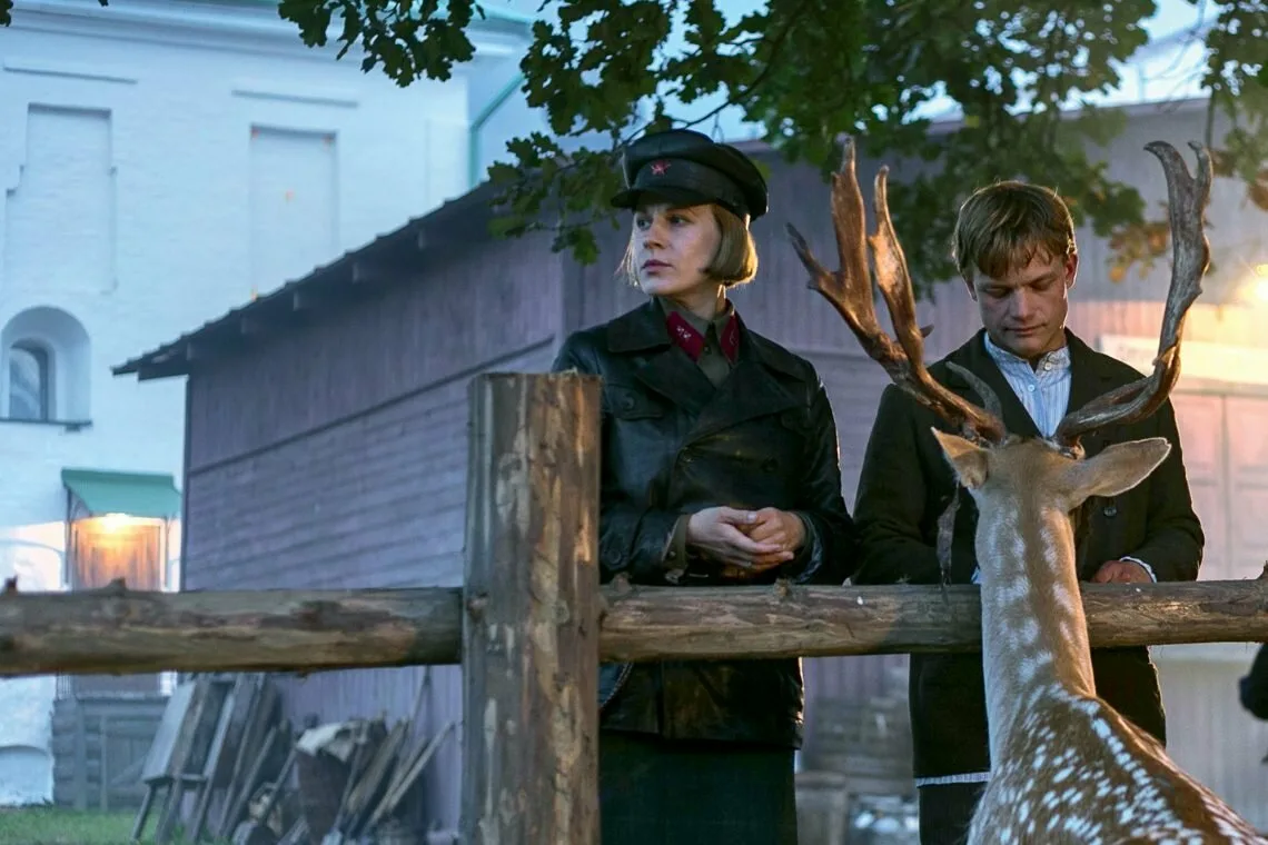 Кадр из сериала "Обитель"