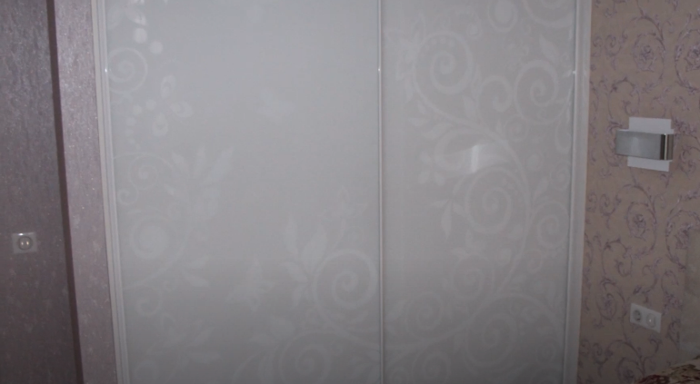 Готовый шкаф. Фото автора.