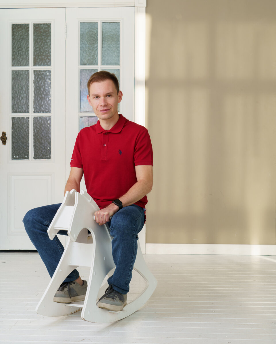 И тут очень важно адекватно относиться к критике и научить этому ребёнка .