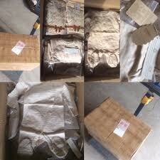 Переезд у бабушки был потрешовей, чем на этой фотке. У мамы в квартире и ступить негде теперь . Уверенна, большинство вещей бабушке даже не нужны, жалко выбросить 