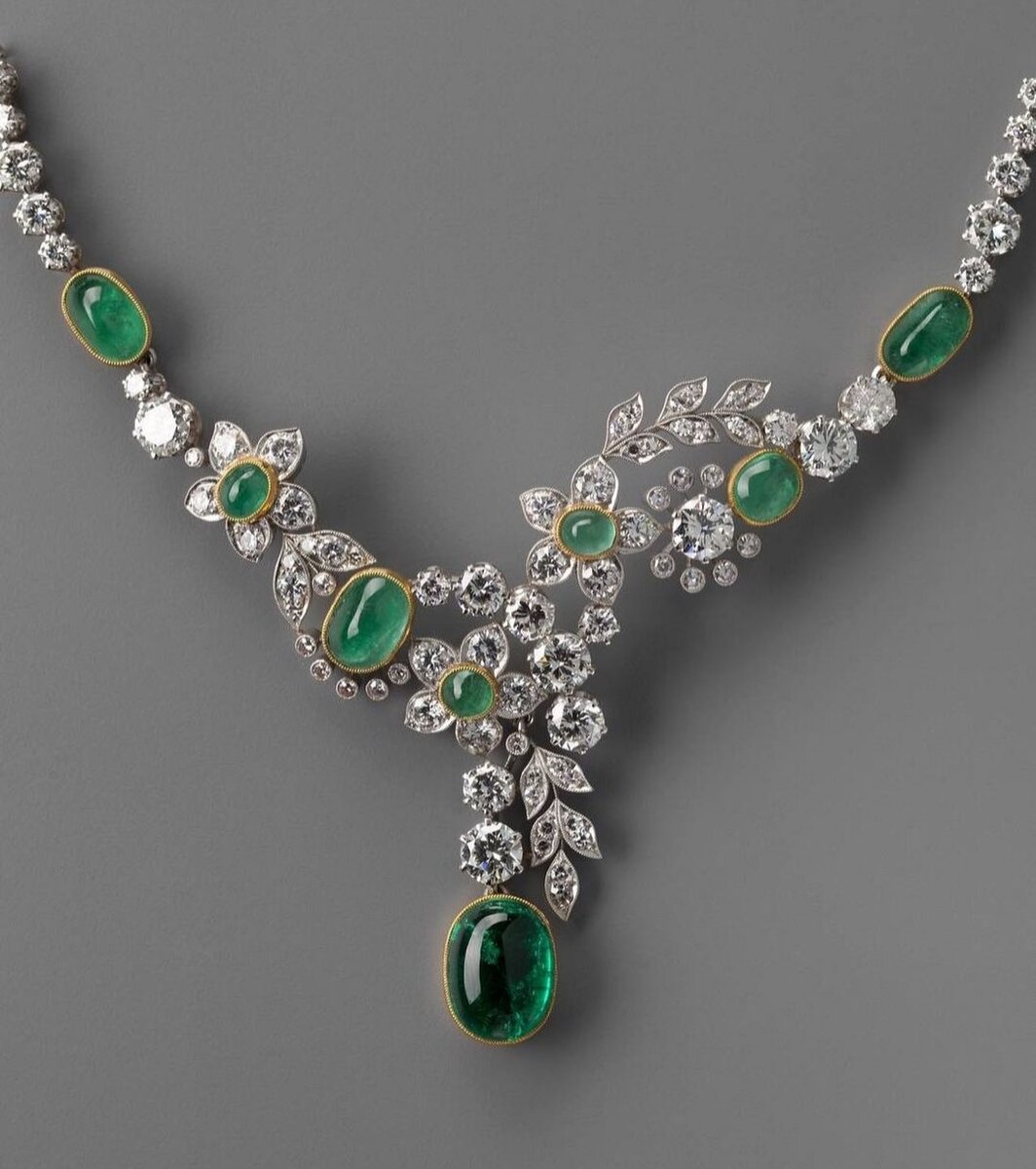 Колье из коллекции Алмазного фонда. 