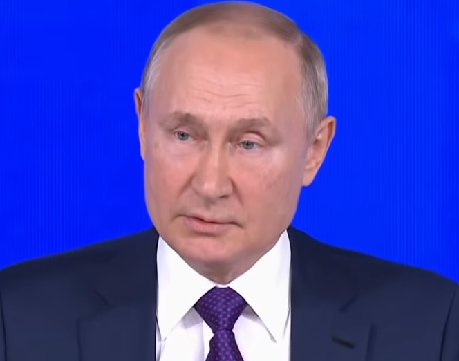  На пресс-конференции 23 декабря Владимир Путин высказался о Китае. Владимир Путин считает, что Китай неизбежно станет лидером мировой экономики. Об этом, как считает президент, говорят все факторы.