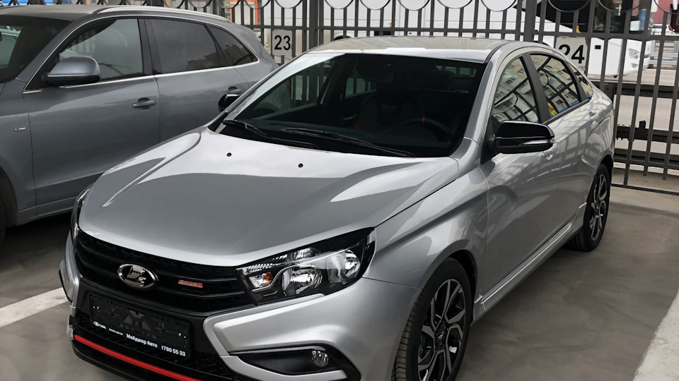 Та же Веста уже стоит по 1.5 млн рублей