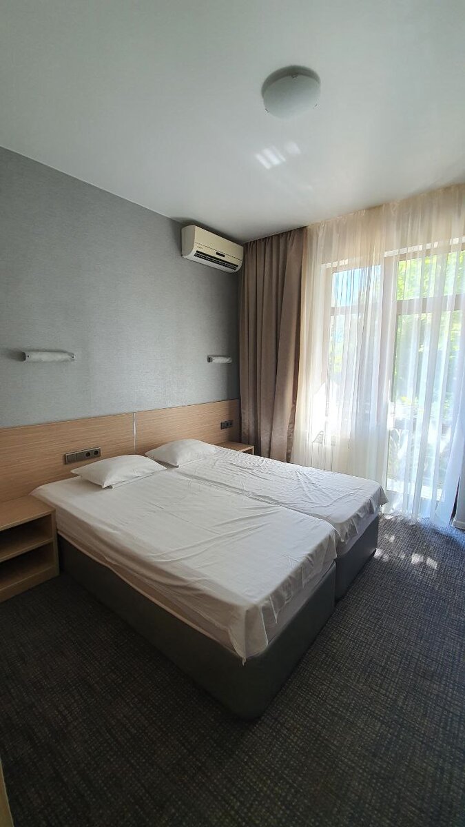 Чисто, свежо. 