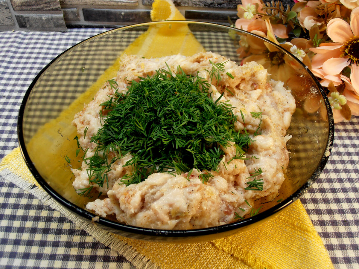 Закуска из свежего сала с чесноком, перцем и укропом | Готовим вкусно дома/  Кулинария/ Рецепты | Дзен