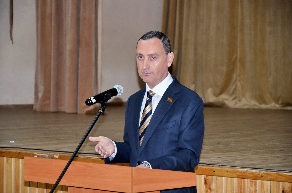 Виктор Тепляков