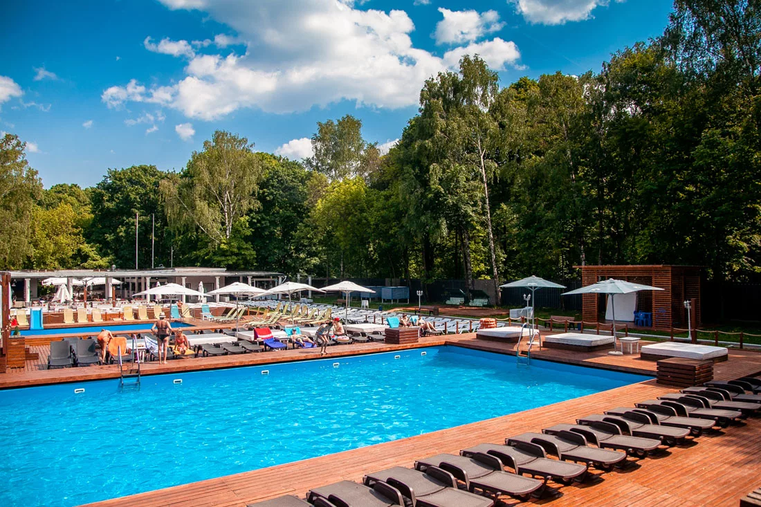 The баssейн в сокольниках. Отдых москва с открытым бассейном. Солнечный park hotel & spa 4*. Отдых москва с открытым бассейном. «открытый аквакомплекс» в лужниках.