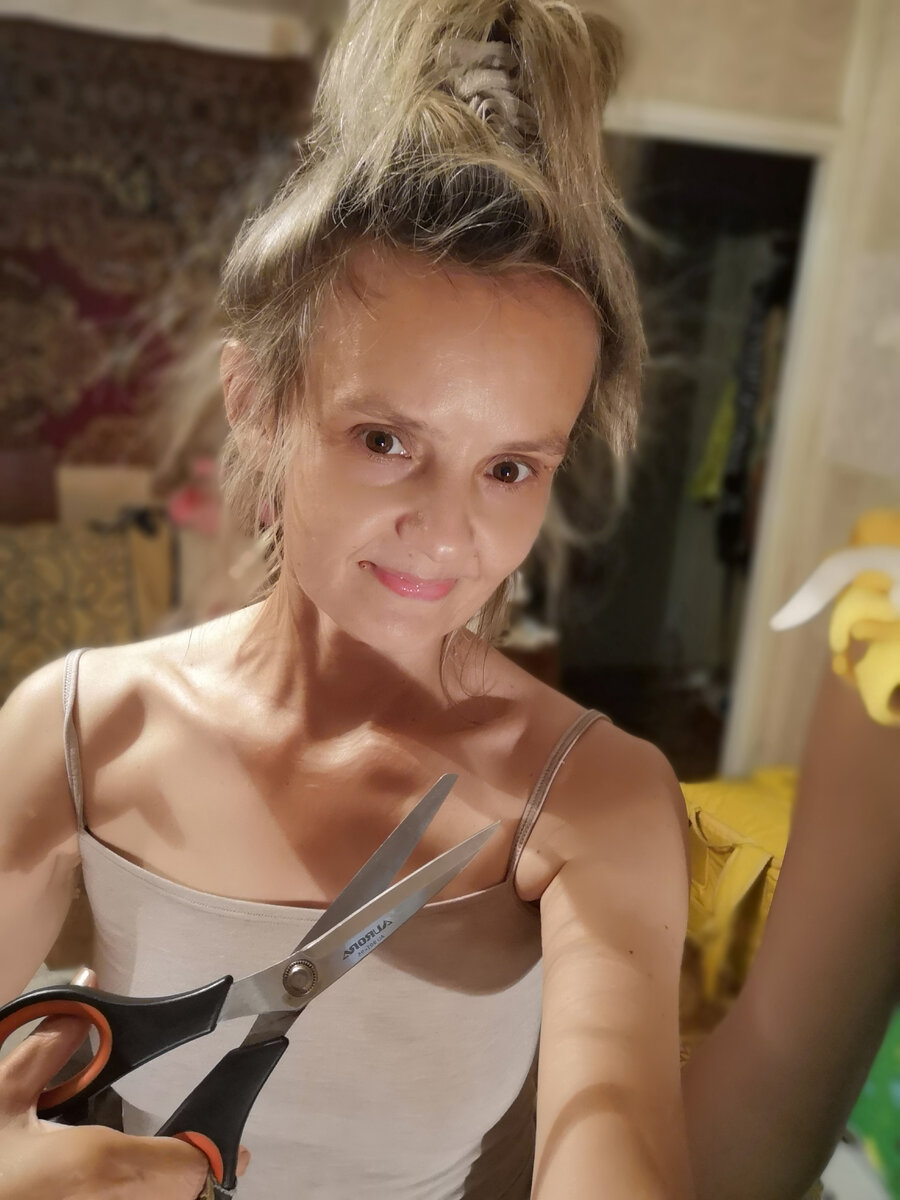 дома сейчас изба кроильня...