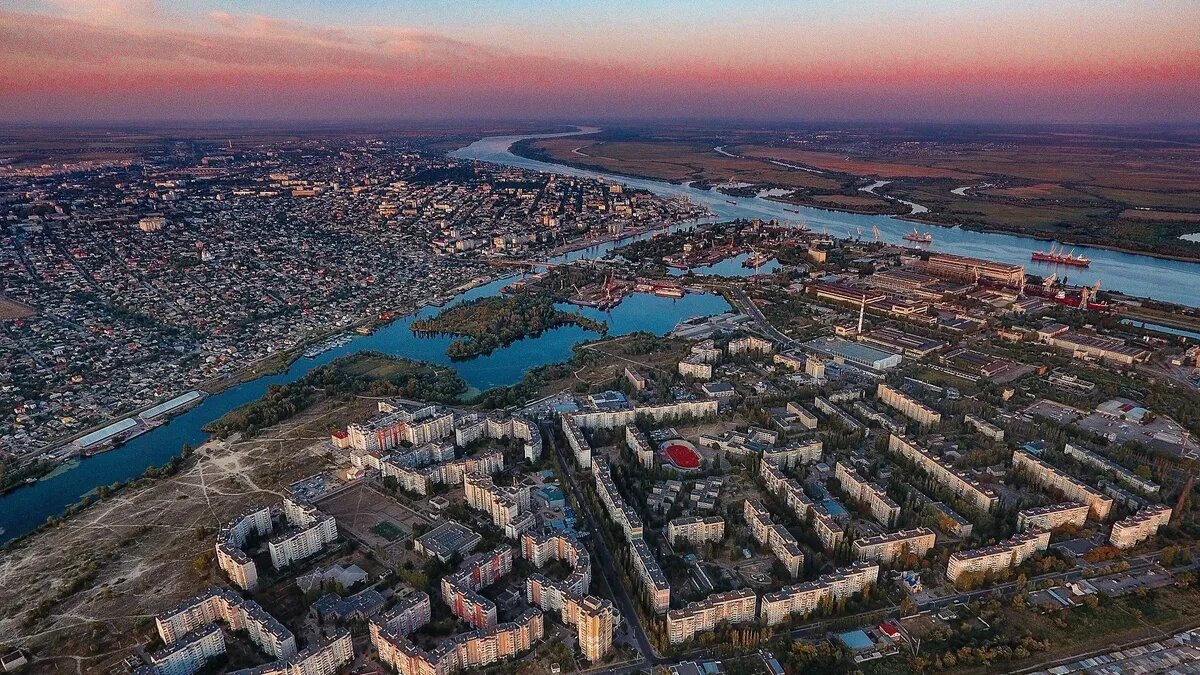 Карантинный остров (Херсон) до боевых действий. Фото: Ambidekstriy88\wikipedia.org