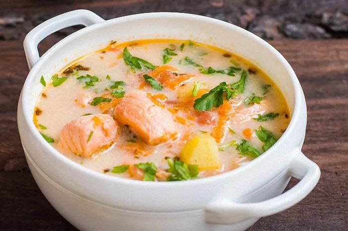 Уха по-фински со сливками "Лохикейтто"