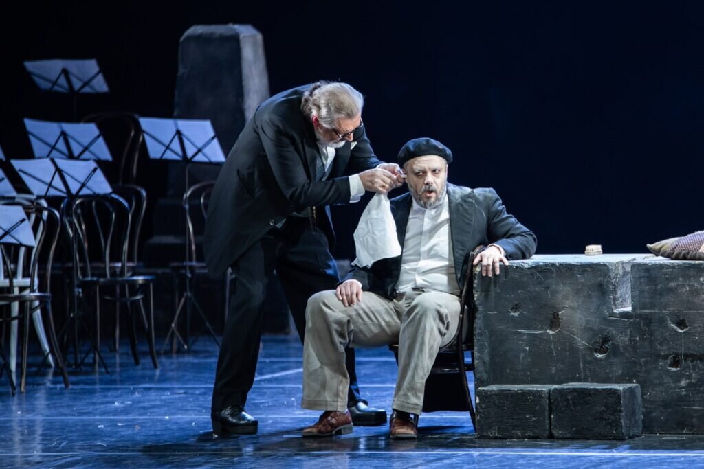 спектакль театр в театре вахтангова. ветер шумит в тополях спектакль театра вахтангова. ветер шумит в тополях театр вахтангова. ветер в тополях вахтангова. ветер в тополях спектакль вахтангова.